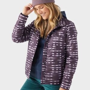 Stio Women's Skycrest Insulated Snap Shirt Huckleberry Jam Shibori Dye Dots